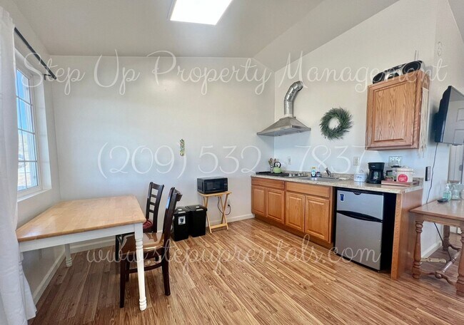 Foto del edificio - 8440 Ponderosa Way