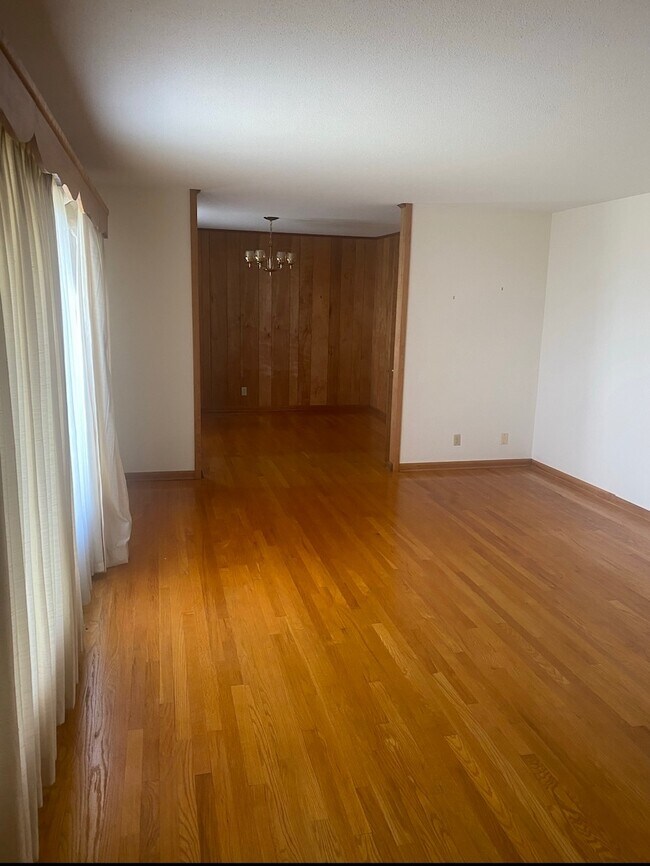 107 Roscoe Fitz Rd, Johnson City, TN 37615 House Rental in Johnson