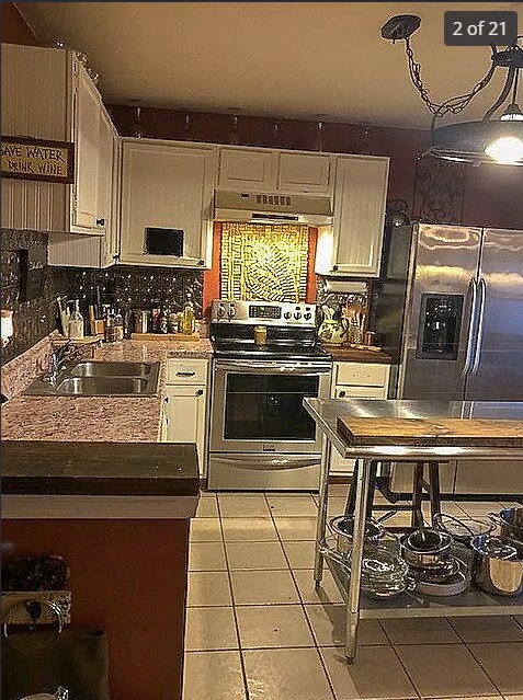 Foto del edificio - 3012 Hilltop Dr