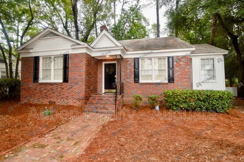 Foto principal - 3037 Wrightsboro Rd