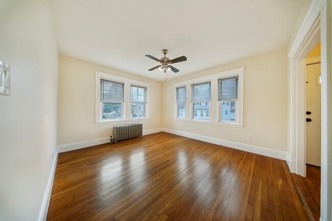 Foto del edificio - 39 McDonald St