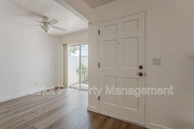 Foto del edificio - 635 E Boca Raton Rd
