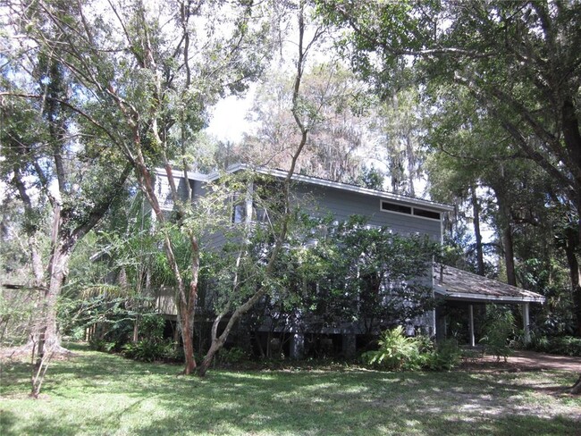 Building Photo - 13949 Friendship Ln