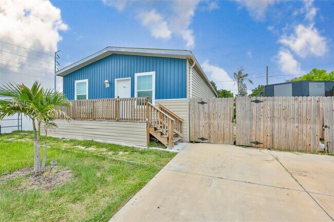 Foto del edificio - 1169 8th Ave NE
