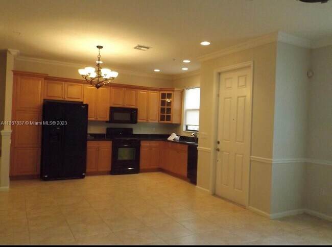 Foto del edificio - 12621 NW 32nd St
