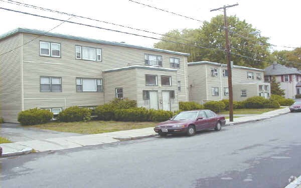 Primary Photo - 157-159 Delhi St