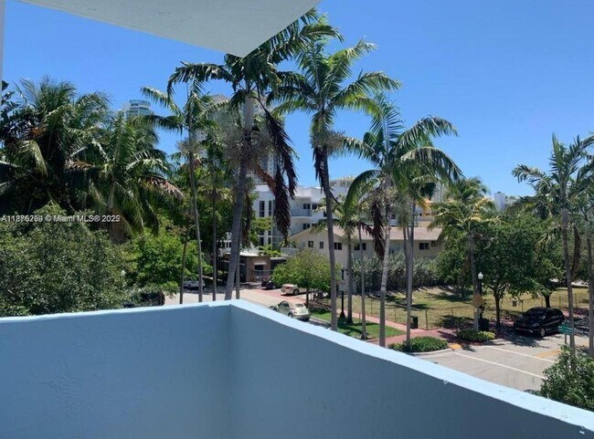 Foto del edificio - 301 Jefferson Ave