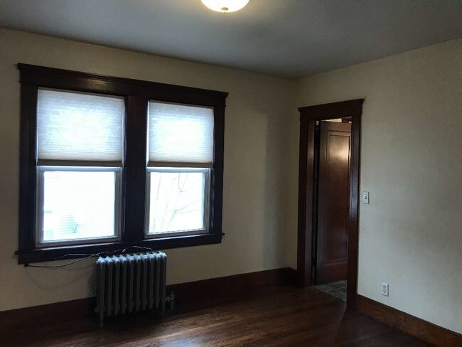 Building Photo - 6 Boyden St