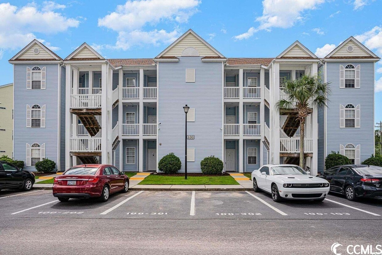 Primary Photo - 100 Fountain Pointe Ln