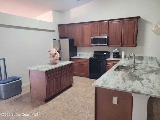 Building Photo - 231 Alcantarra St NW