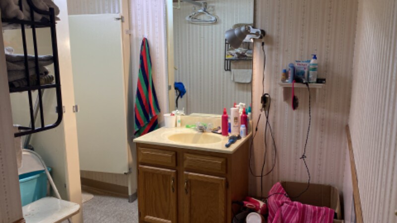Foto principal - 137 E Maple St