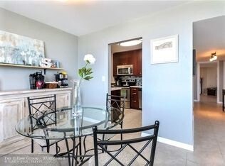 Dining Area - 1625 SE 10th Ave