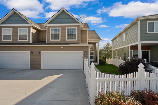 Building Photo - 11 Muskrat Dr