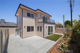 Building Photo - 10051 Amestoy Ave