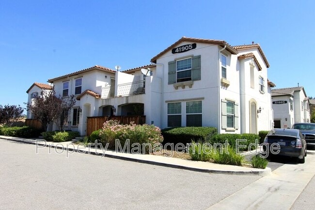 Building Photo - 41905 Davenport Way