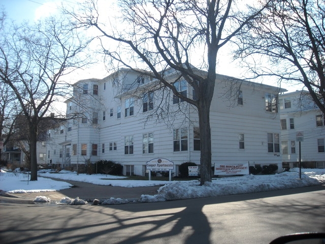 Foto del edificio - Cooper's Apartments
