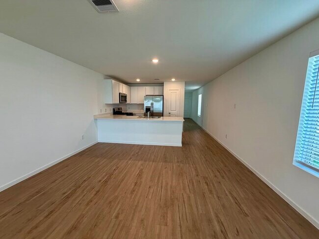 Foto del edificio - 3056 Ash Ray Dr