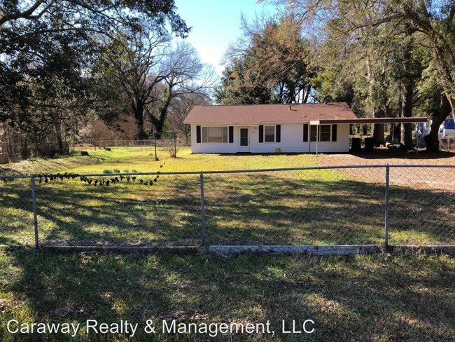 Foto del edificio - 3703 Old Mooringsport Rd