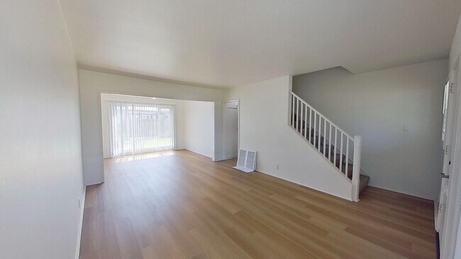 Foto del edificio - Newly Remodeled 4 Bedroom Home in Buena Park!
