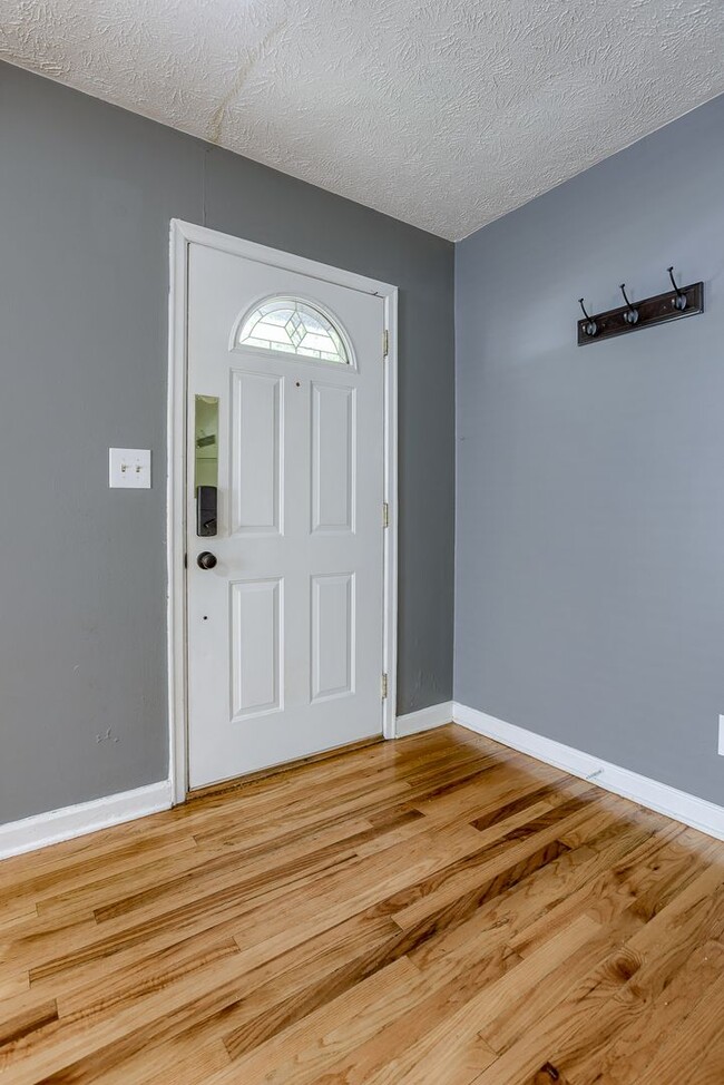 Photo - A Must See In Midtown!! House