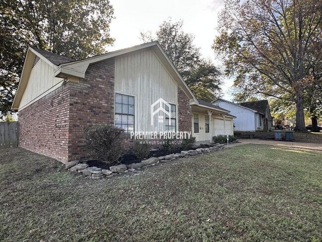 Building Photo - 6459 Freelark Ln