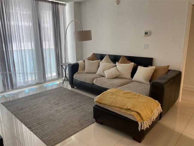 Foto del edificio - 4001 S Ocean Dr
