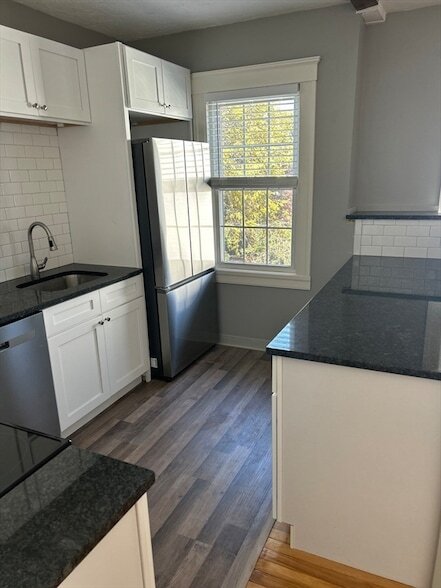 Foto del edificio - 15 Rosemont Rd