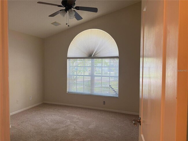 Foto del edificio - 10609 Chambers Dr