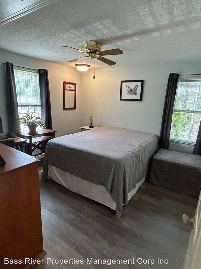 Building Photo - 2 br, 2 bath House - Deb's Hill Road