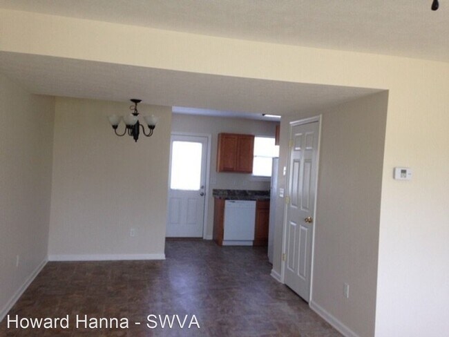 Building Photo - 3 br, 2.5 bath House - 187 Thoroughbred Cir.