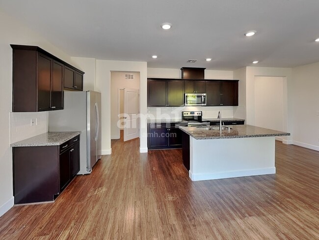 Building Photo - 9289 Baylee Bay Court