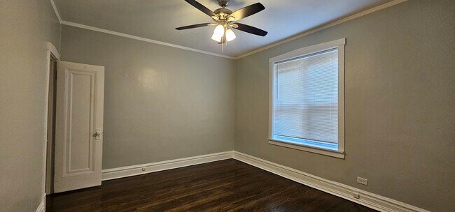 Foto del edificio - 4751 N Monticello Ave
