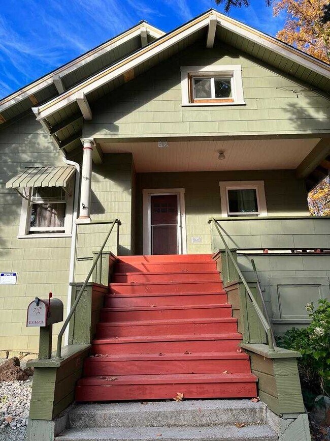 Foto del edificio - 322 Buena Vista St