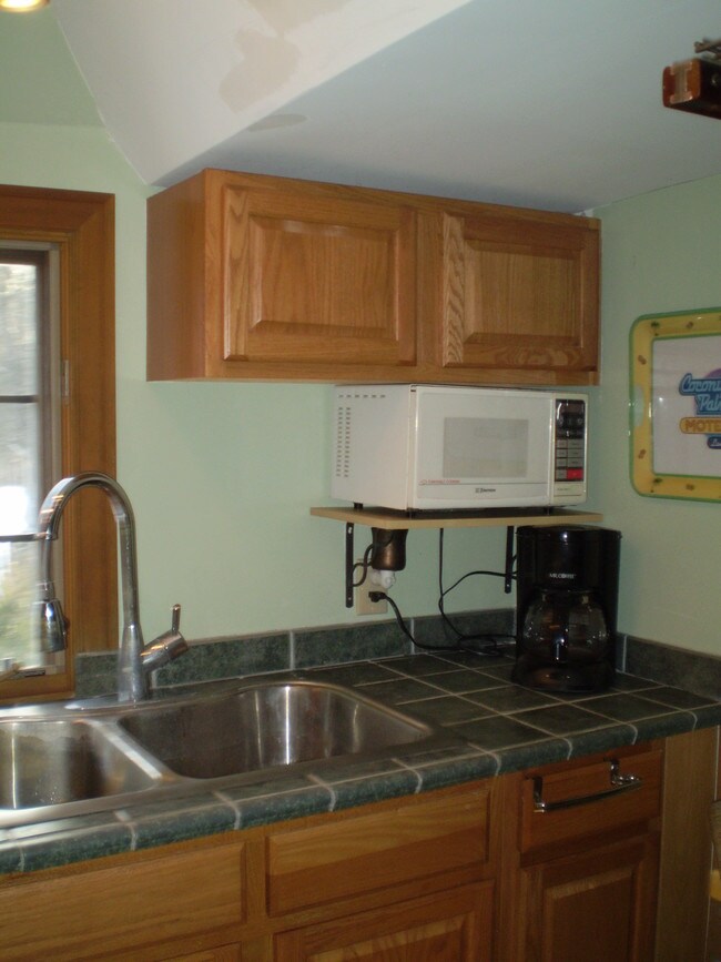 Foto del edificio - 7300 Sargent Rd