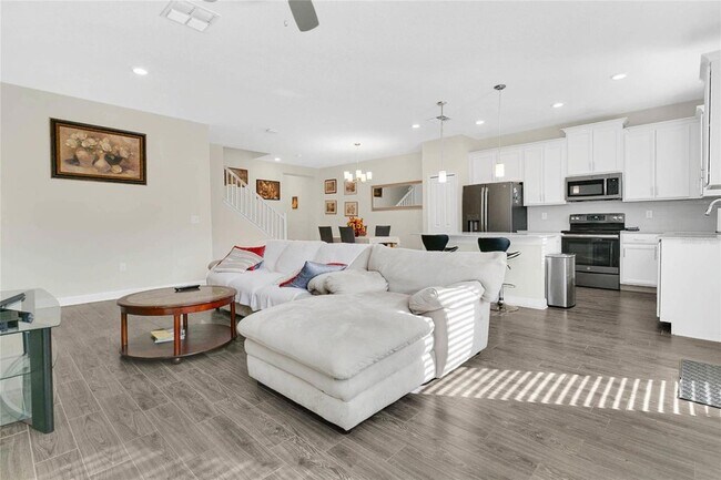 Foto del edificio - 1208 Payne Stewart Dr