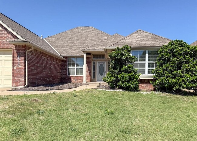 Building Photo - 16517 Tonka Trail