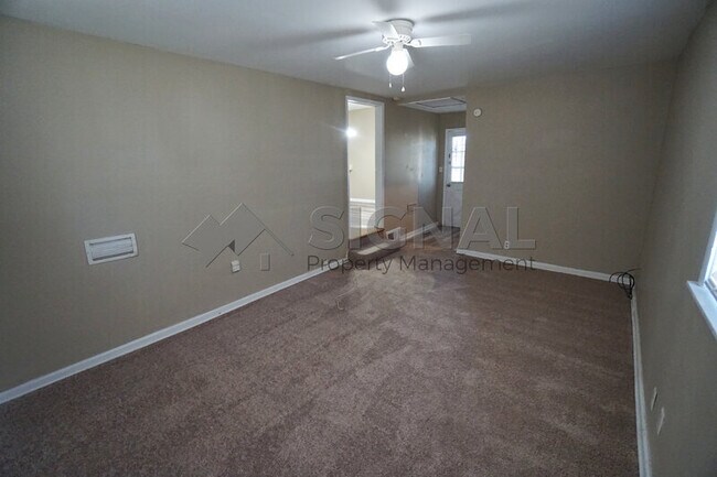 Foto del edificio - 920 Pineview Rd