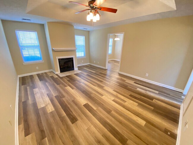 Foto del edificio - For Lease - 3 Bed, 2 Bath, 1338sqft home in Lebanon