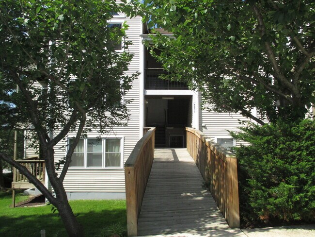 Foto del edificio - Charming 2 Bedroom/2 Bathroom Apartment in Halethorpe, MD!