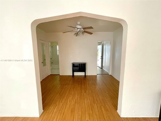 Foto del edificio - 4412 NE 2nd Ave