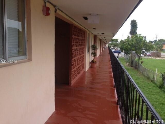 Building Photo - 2150 Madison St