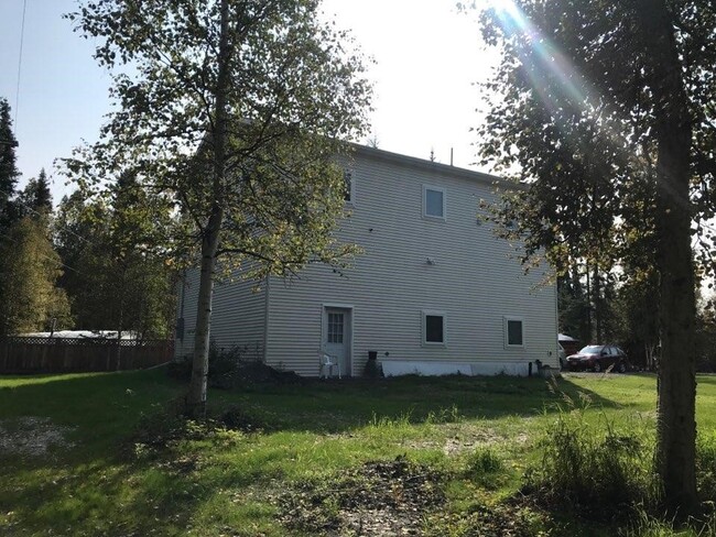 Back of Building - 2936 Doughchee Ave