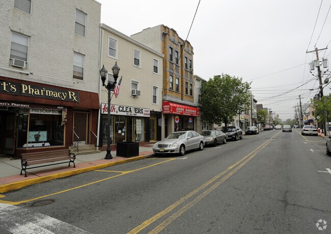 Foto del edificio - 6811 Park Ave