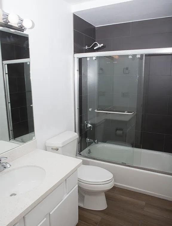 Building Photo - 1930 Mission St