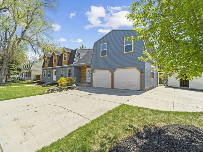 Building Photo - 1630 Ridgemark Dr