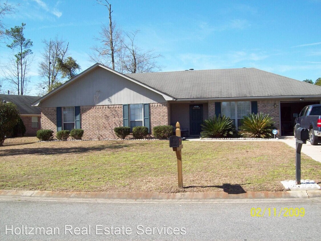 3 Br 2 Bath House 903 Primrose Lane House For Rent In Hinesville Ga Apartments Com