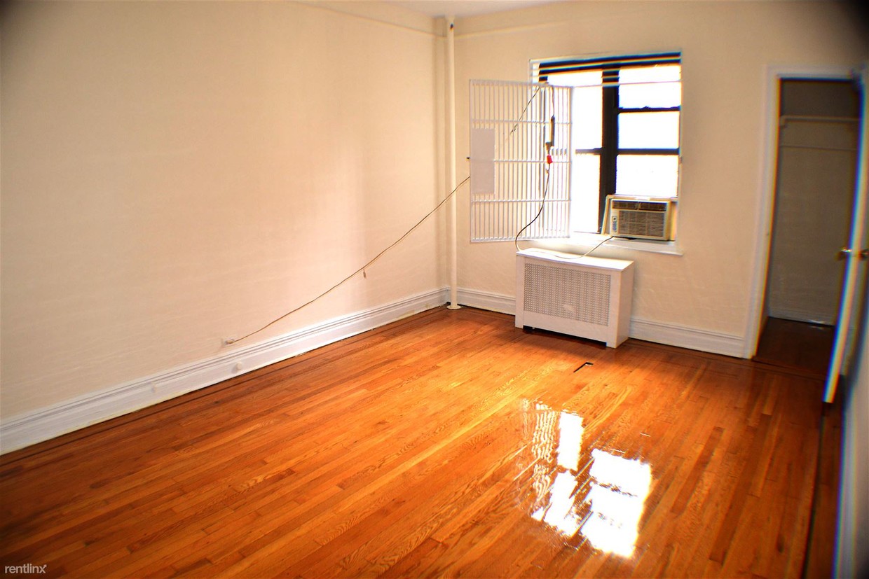 229 E 81st St, New York, NY 10028 Condo for Rent in New York, NY