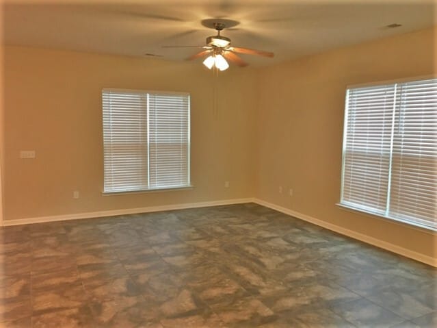 Building Photo - 90 Summer Hill Way