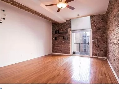 Building Photo - 828 N Hancock St