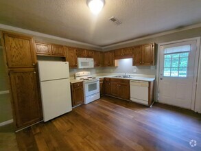 Building Photo - 2819 Wimberly Dr SW